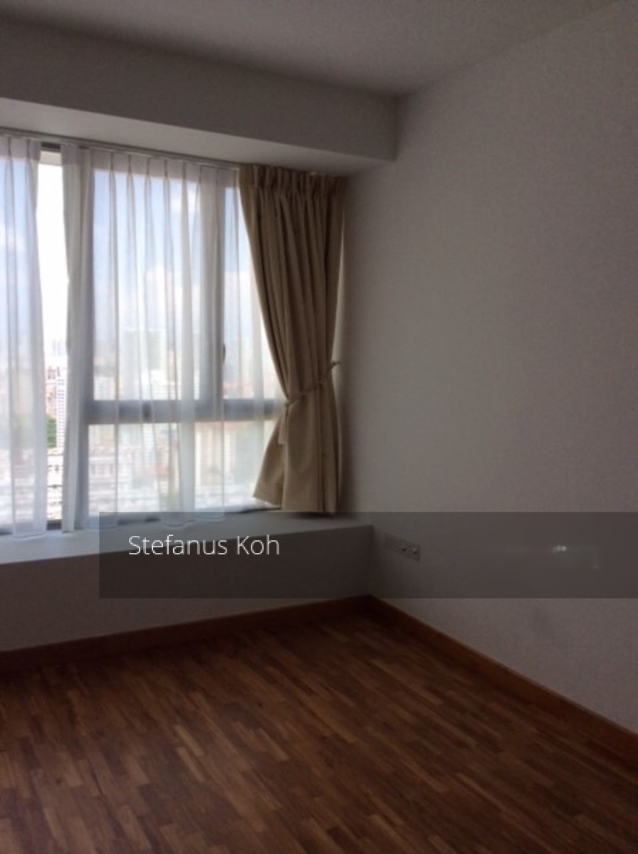 Centro Residences (D20), Condominium #130044052
